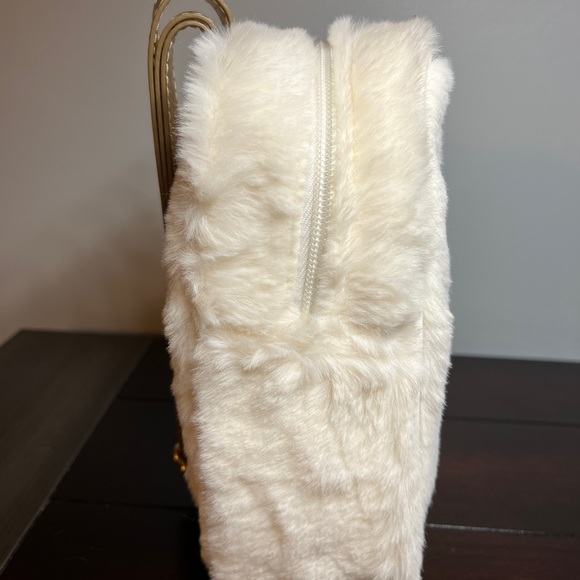 BBW Bath and Body Works Holiday 2023 Faux Fur Cosmetic Bag Gold Strap NEW w/Tags - Picture 4 of 8
